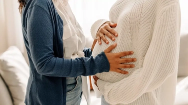 Maternità surrogata: reato universale o "atto di generosità"?