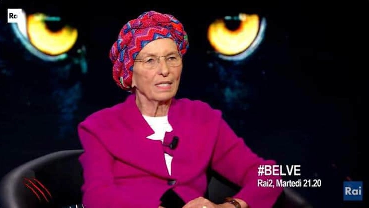 La politica italiana in un'intervista a Francesca Fagnani in onda martedì 10 ottobre su Rai2 rivela: "Dopo 8 anni questo microcitoma indesiderato se ne è andato"