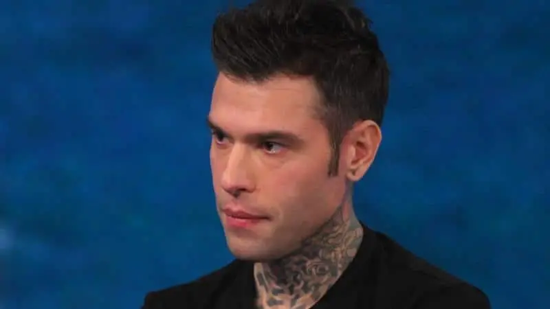 Fedez lancia la petizione per la salute mentale: "Diventi priorità"