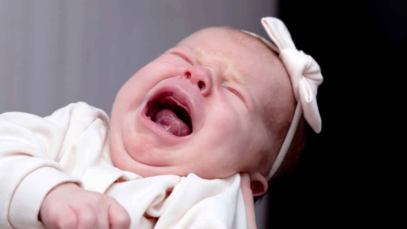 La sindrome del bambino scosso è una delle più gravi forme di maltrattamento del bambino, in particolare del neonato