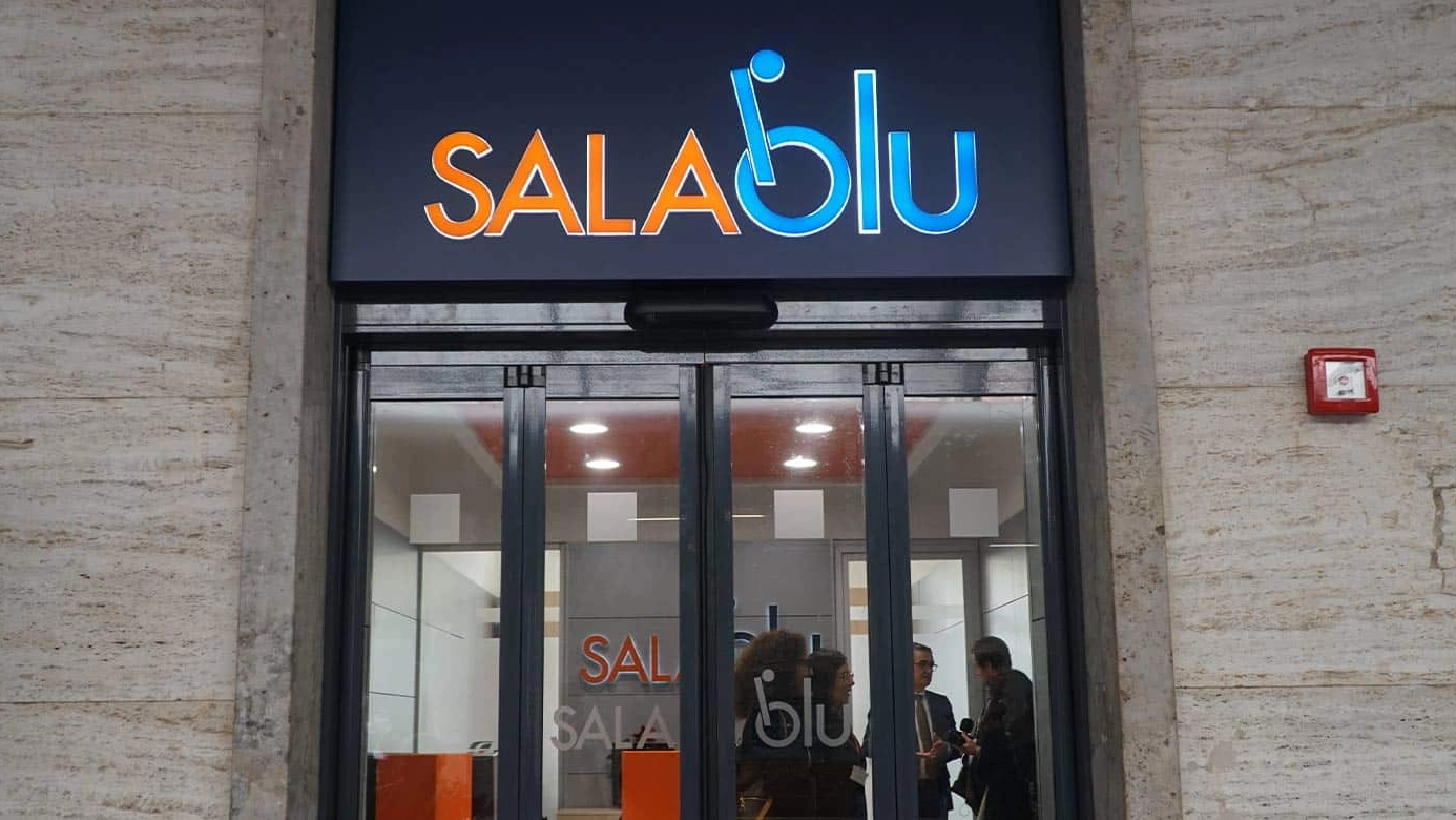 La Sala Blu di Cagliari, punto nevralgico per l'accoglienza dei passeggeri del Gruppo FS Italiane