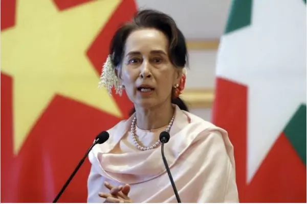 Nuova condanna per Aung San Suu Kyi: la premio Nobel rischia decenni di reclusione