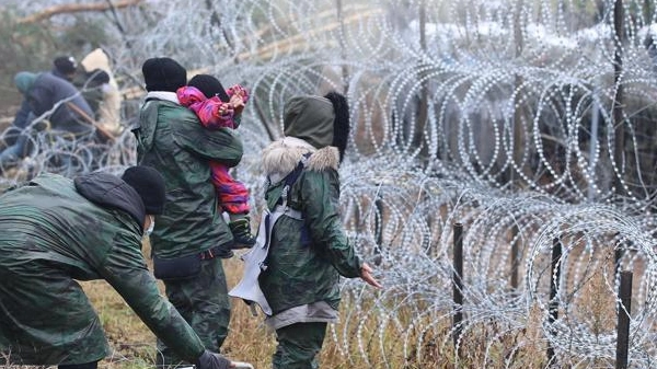 Migranti al confine Polonia - Bielorussia