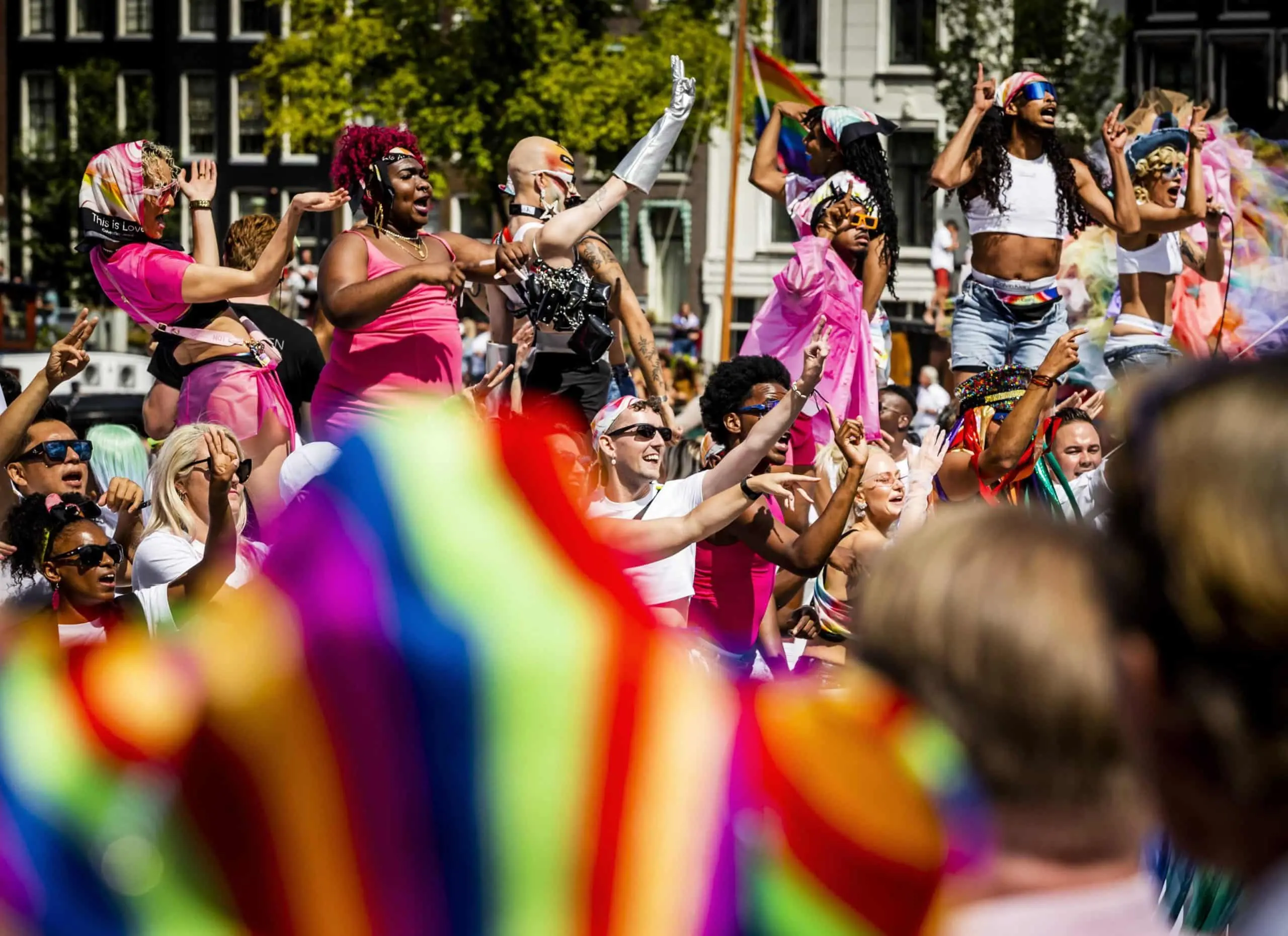 Europride di Belgrado, gli organizzatori smentiscono Vucic: "La manifestazione si terrà"