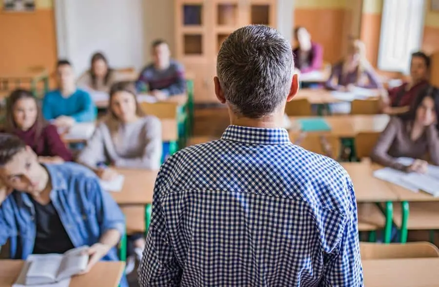 Scuola, aumentano le aggressioni ai danni dei professori