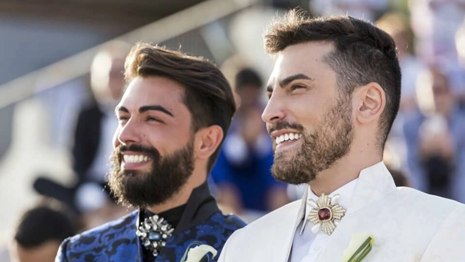 Michael Ceglia (34) e William Picciau (38), una coppia LGBT+ che vive a Milano
