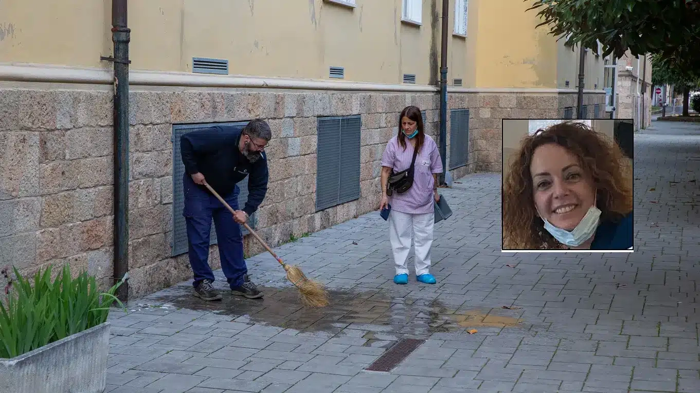 È morta Barbara Capovani, la psichiatra di 55 anni che era stata aggredita a martellate da un uomo all’uscita dall’ospedale Santa Chiara di Pisa dove lavorava