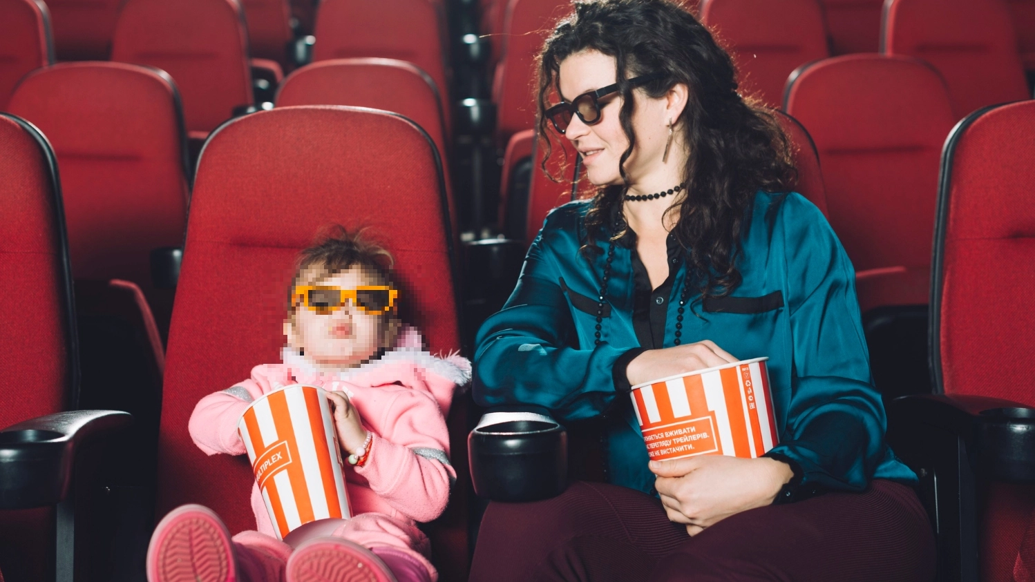 Ogni martedì mattina alle 11 il Cinema Troisi offre al pubblico di neo genitori, nonni e babysitter prime visioni con luci soffuse, suoni ovattati e pianto libero, per condividere l’esperienza del cinema con i propri bambini