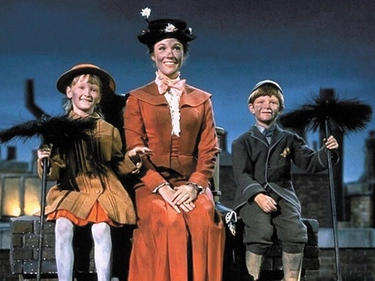 ‘Mary Poppins’ censurato: “Film razzista, non può essere per tutti”