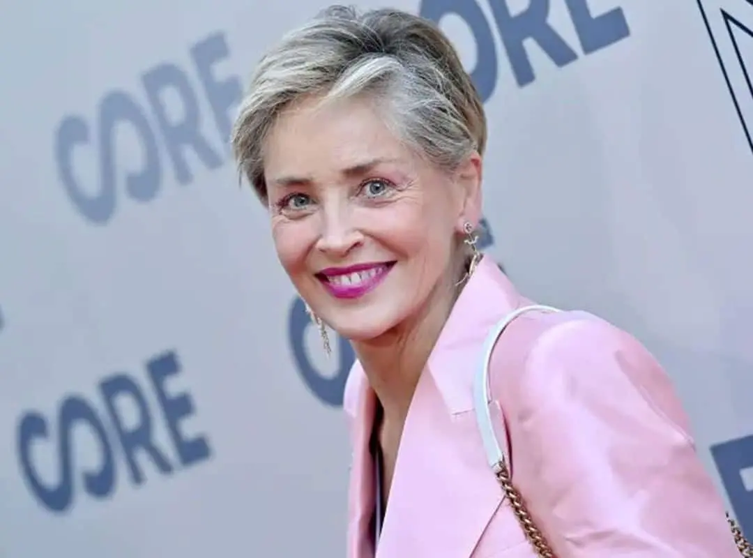 Nuovo dramma per Sharon Stone: "Ho grosso tumore fibroide da rimuovere subito"