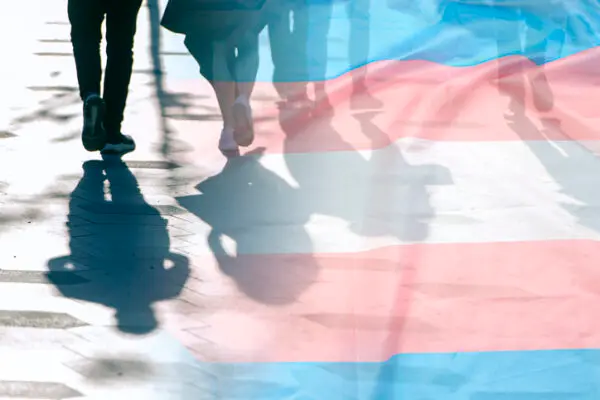 Arriva l'identità alias per i dipendenti statali transgender: "Eliminare le discriminazioni"