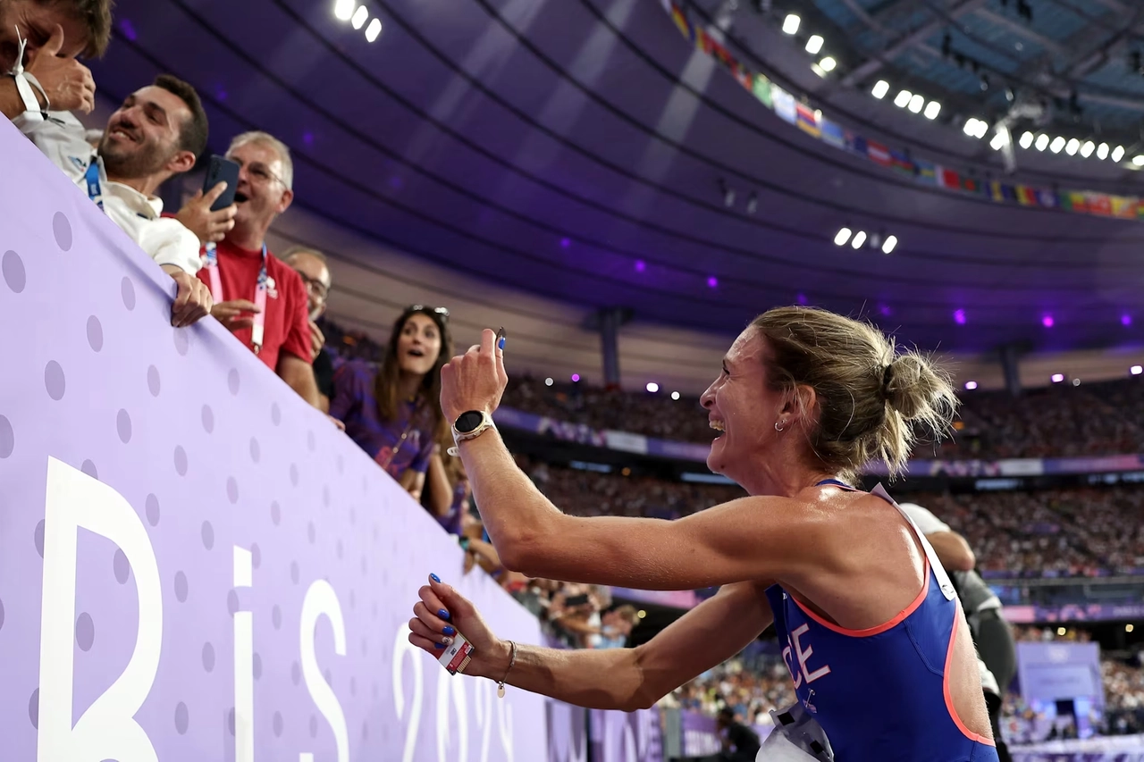 La proposta di matrimonio di Alice Finot al compagno (Olympics)