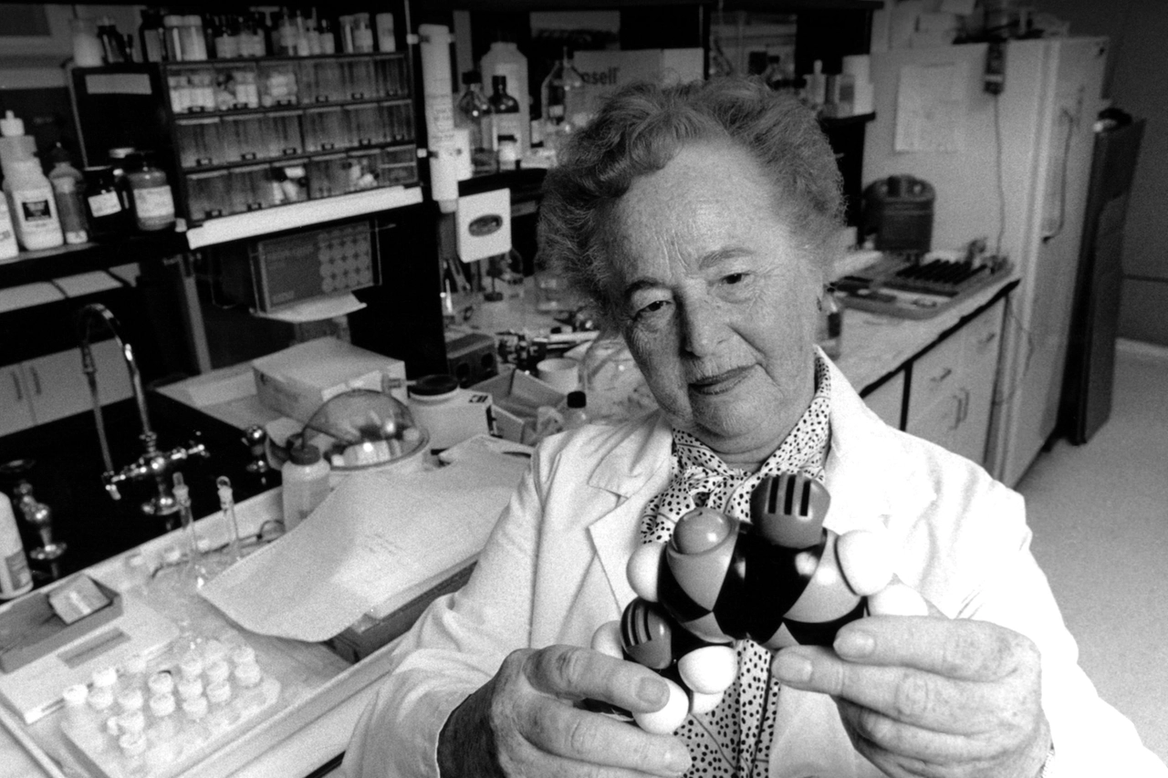 Gertrude B. Elion, premio Nobel per la medicina nel 1988, ha rivoluzionato l'approccio allo sviluppo dei farmaci e cambiato per sempre la ricerca medica