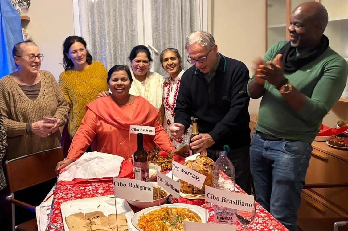 Una cena all'Istituto Ancelle dei Poveri di Bologna