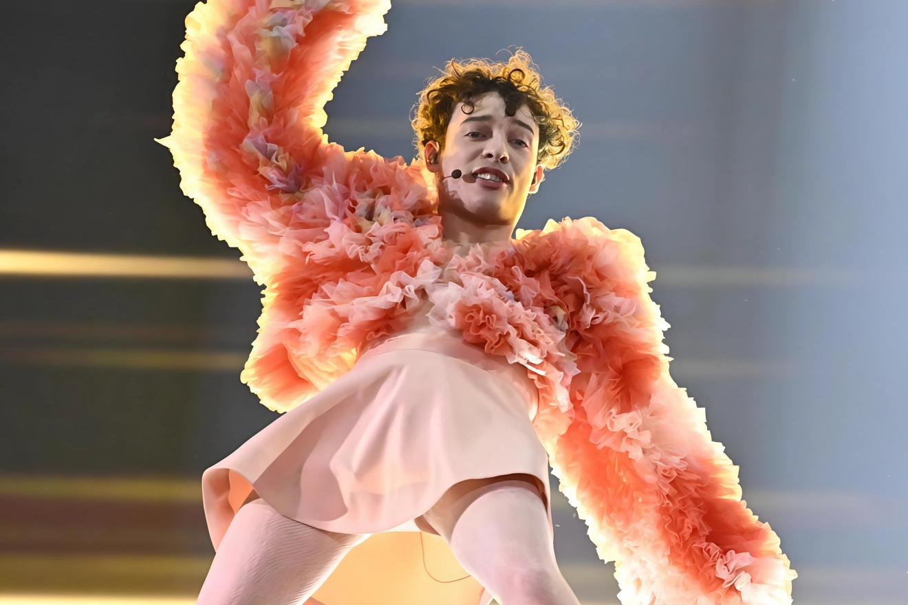 Il cantante non binario Nemo vince l'edizione numero 68 dell'Eurovision