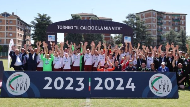 Un quadrangolare di calcio organizzato dalla Lega Pro con il patrocinio della Regione Emilia-Romagna allo stadio “Mirabello” di Reggio Emilia