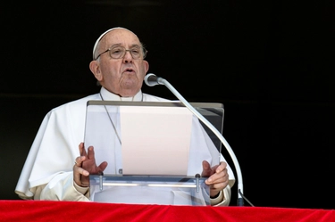 “Dignitas infinita”, il Vaticano si scaglia contro la surrogazione di maternità. E non solo