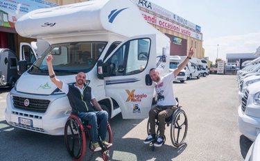 Disabilità e viaggi: “Non è un’impresa impossibile”. L’esperienza di Danilo Ragona e Luca Paiardi