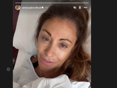 Sabrina Salerno dopo l’operazione: “Sto bene, grazie a tutti”