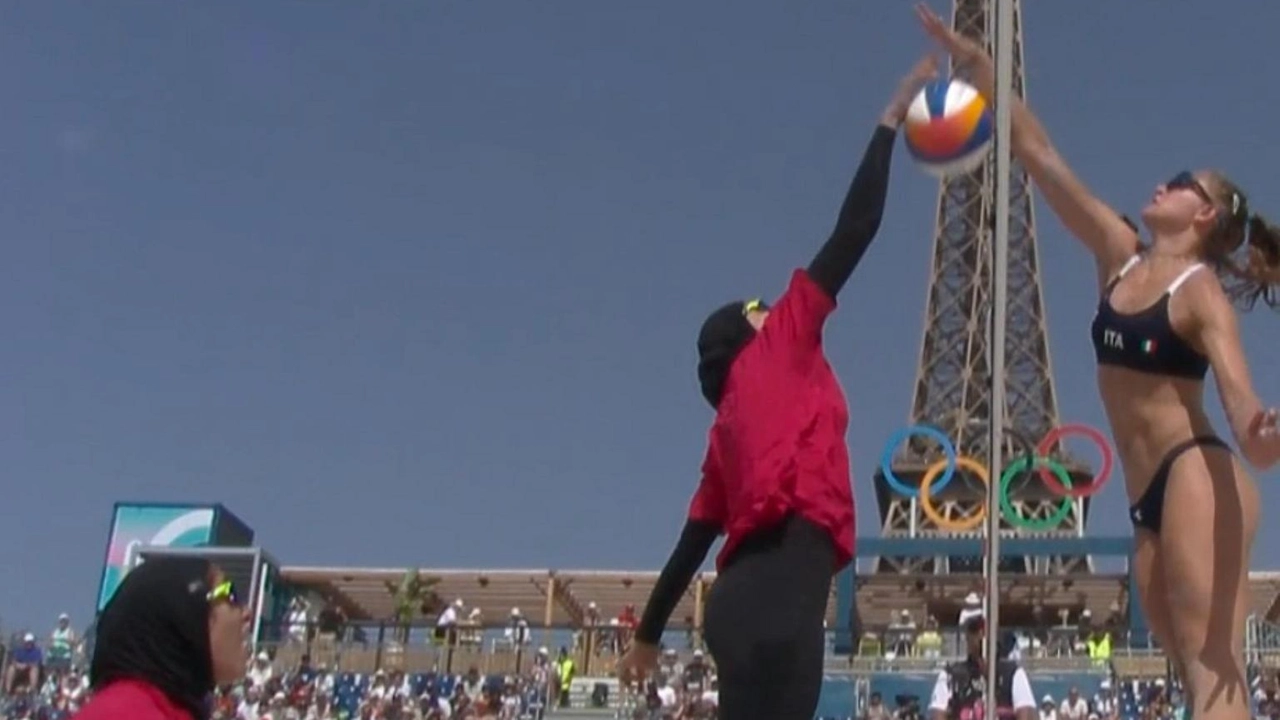 Beach volley, le azzurre battono le egiziane velate 2-0