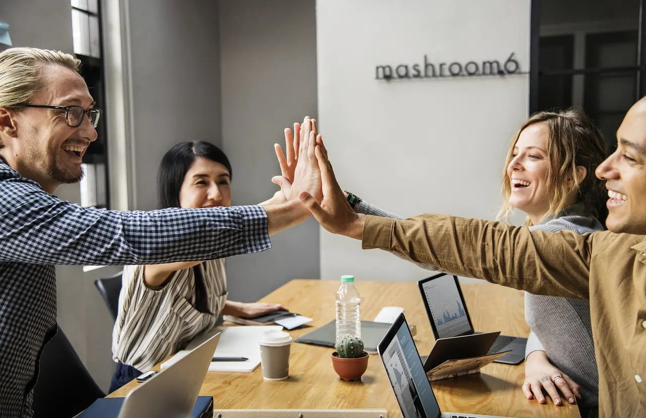 Lavoro: la diversità generazionale è fondamentale per le aziende italiane