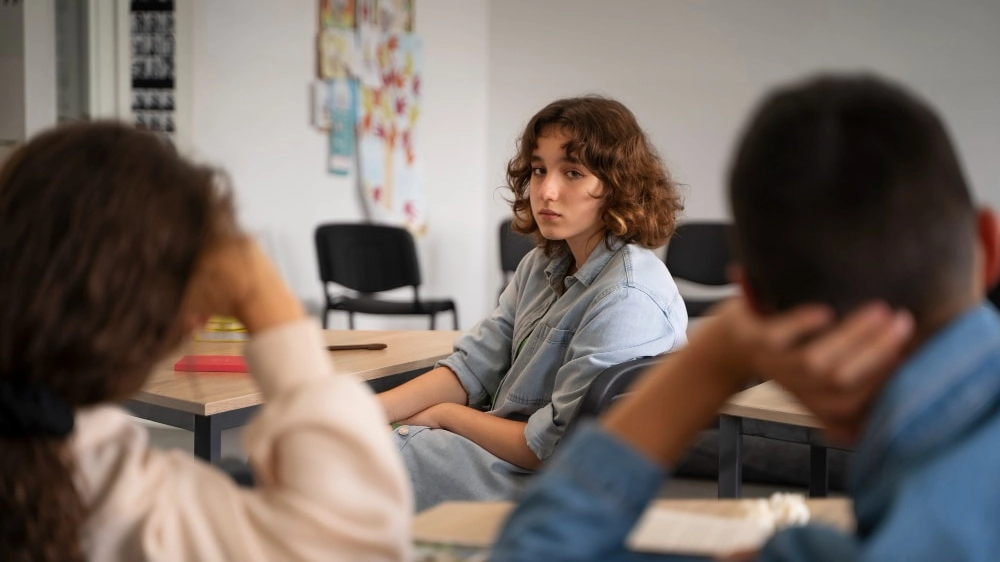 Educazione sessuale a scuola, il governo sposta i fondi sulla tutela della fertilità