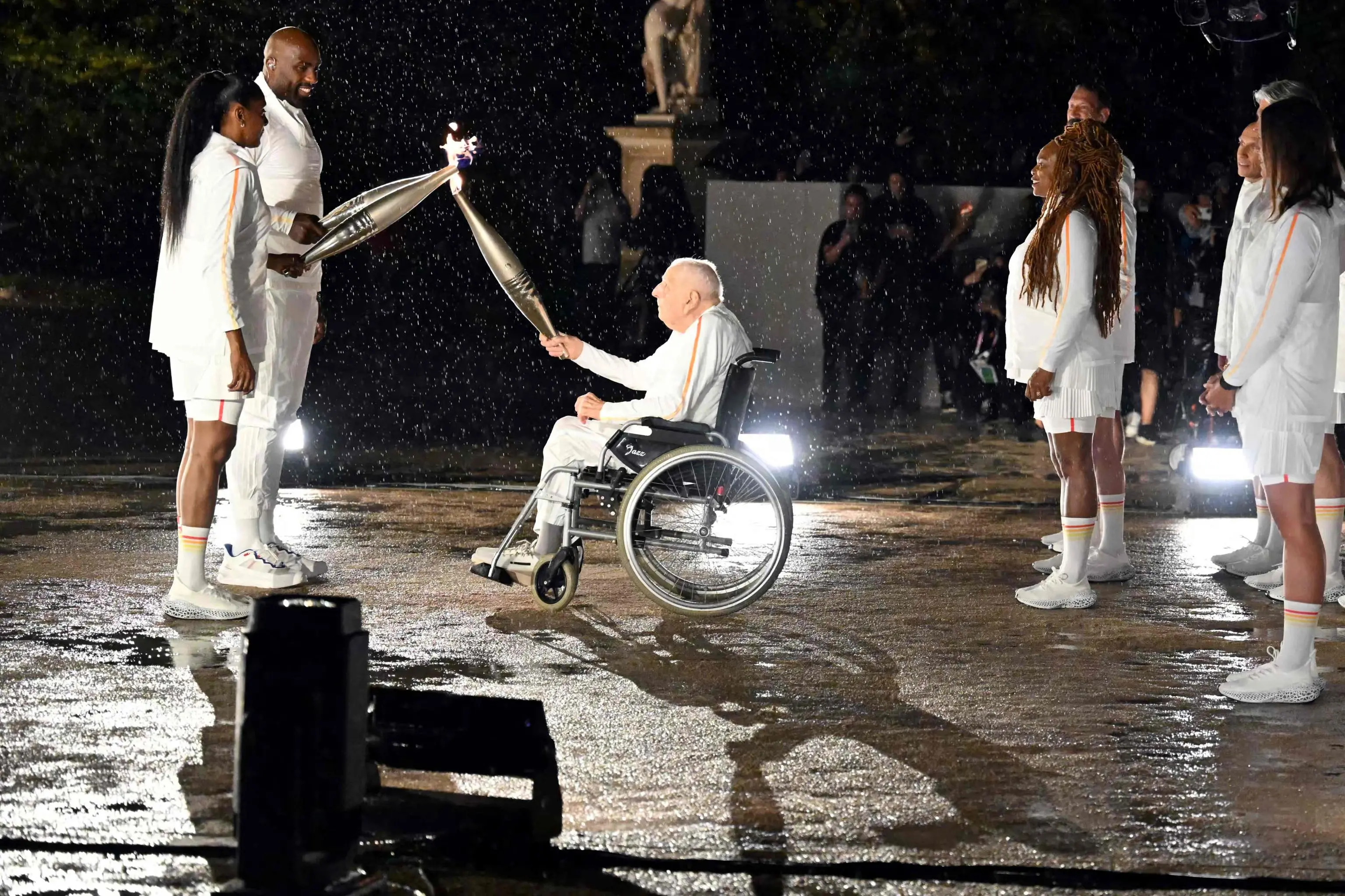 Cerimonia d’Apertura Olimpiadi di Parigi nel segno dell’inclusività: Bebe Vio e l’inno d’amore di Celine Dion