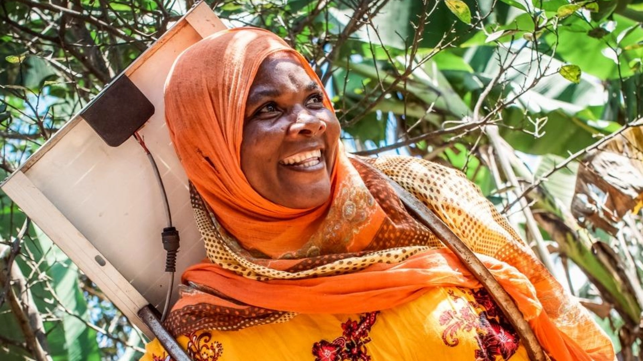 Chi sono le “Solar Mamas” di Zanzibar. Tra empowerment femminile e lotta alla povertà energetica