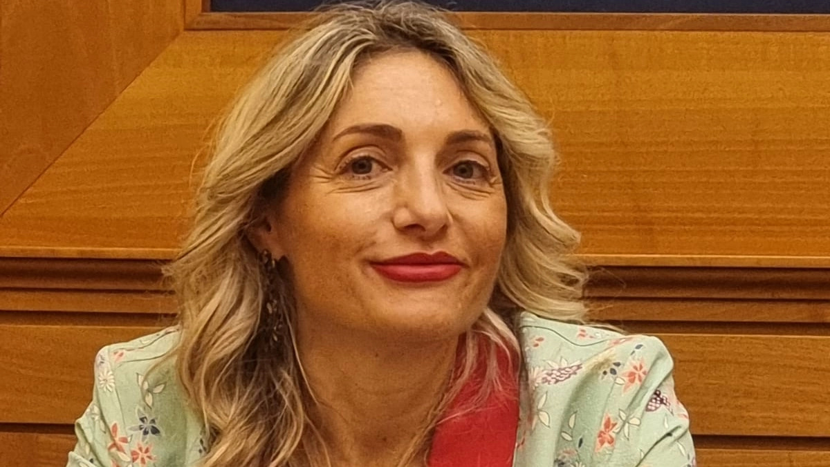 Viola Conti, autrice di “Perché amo solo chi fugge” e del recente “Perché sfuggo all’amore?”, è stata ospite alla Camera dei Deputati per l'incontro ‘Autrici a confronto’