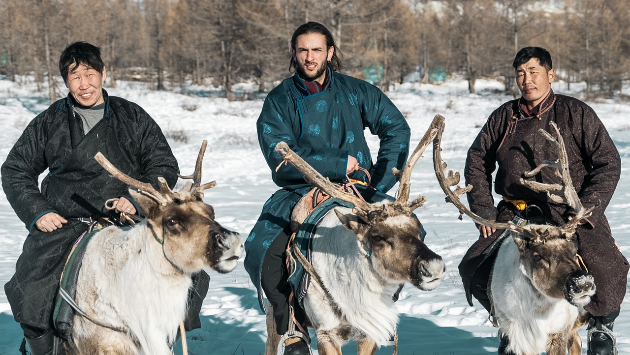 Progetto Happiness racconta... Gli Tsaatan della Mongolia, l’ultima tribù nomade delle renne che vive in armonia con la natura