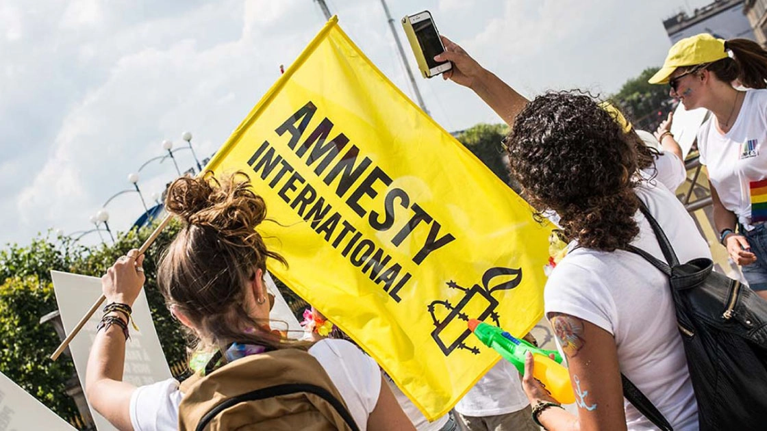 Amnesty International al fianco del Pride (foto Amnesty)