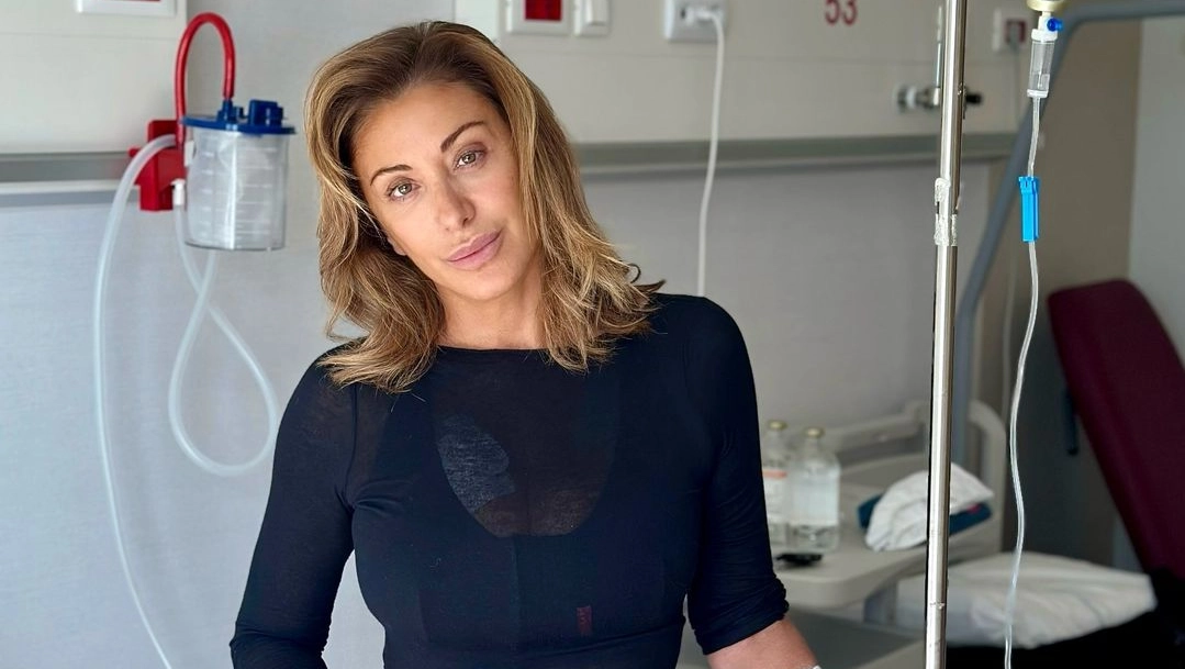 La foto di Sabrina Salerno dove annuncia la sua malattia (Instagram)