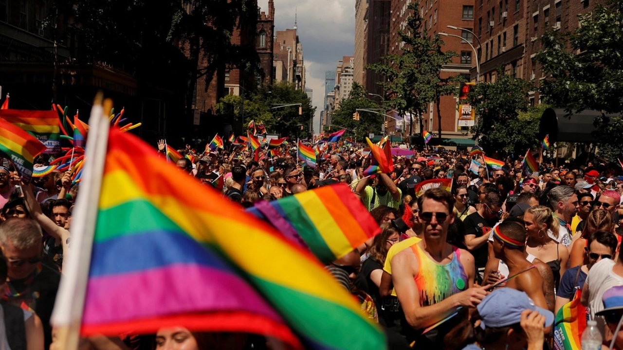 Stati Uniti, popolazione Lgbt+ raddoppiata dal 2020