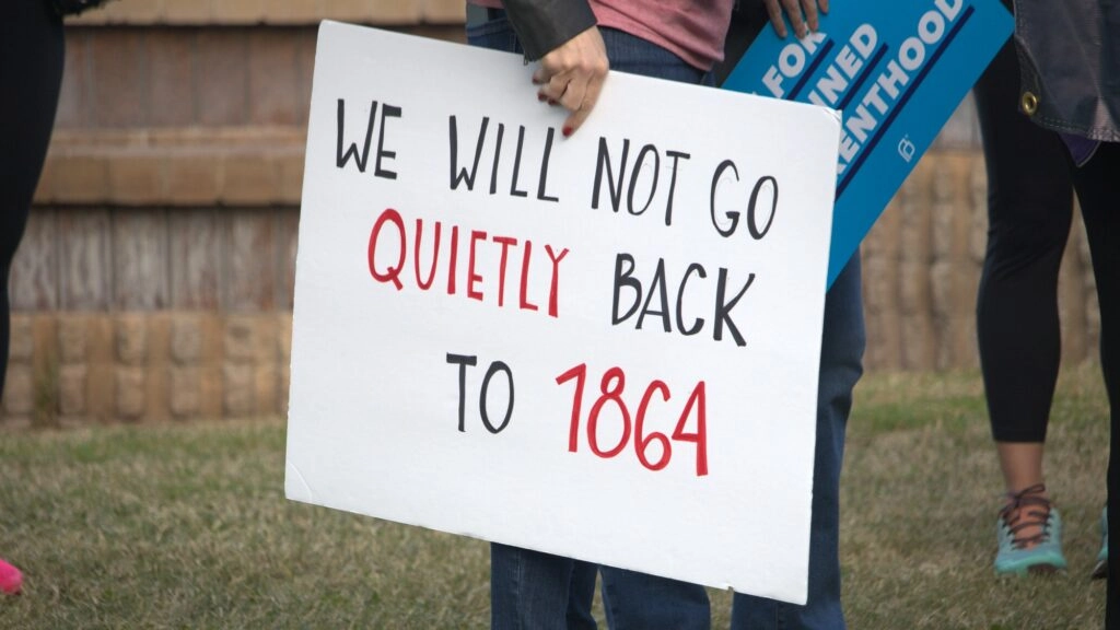 L'Arizona vuole ripristinare il bando del 1864 che vieta l'aborto dal concepimento