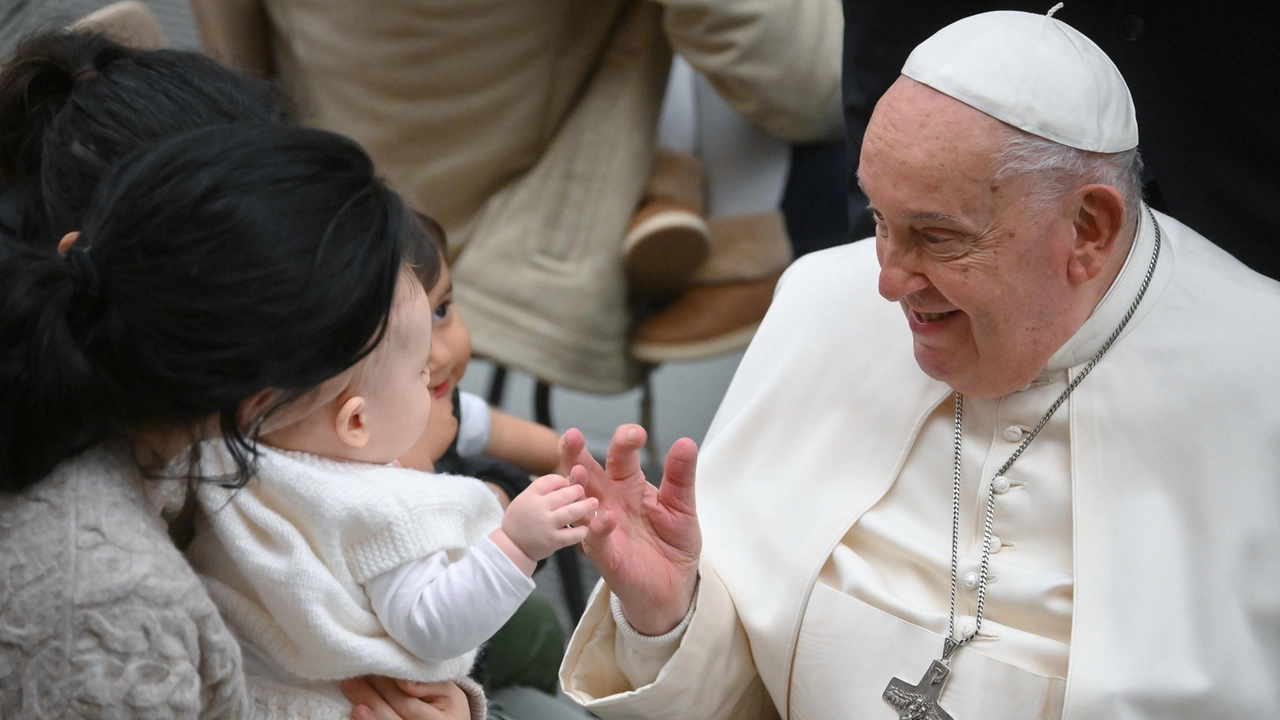 Papa Francesco al Summit sui diritti dei bambini: “L'infanzia negata è un grido silenzioso”