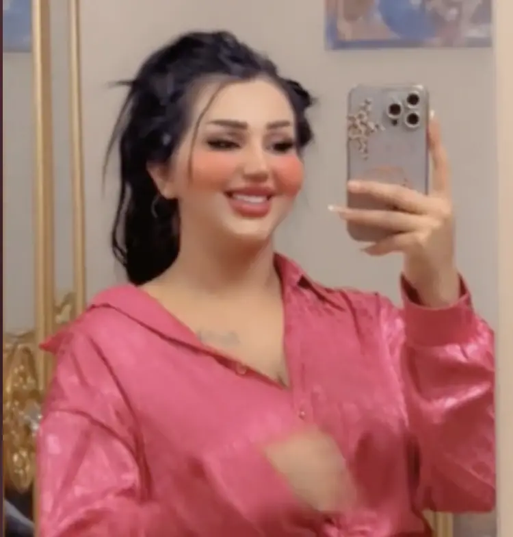 Om Fahad, la star irachena di TikTok uccisa a colpi di pistola a Baghdad