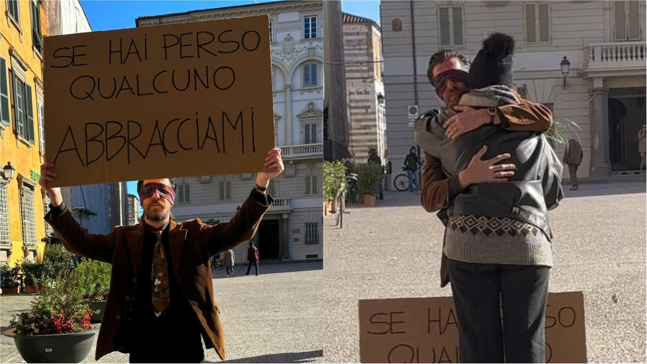 Donato Simone, di Ponsacco, è già stato in piazza a Lucca: “Dopo la morte dei miei genitori e del mio amato cane Nutella, ho deciso di lanciare un messaggio: ’Se hai bisogno sono qui’”