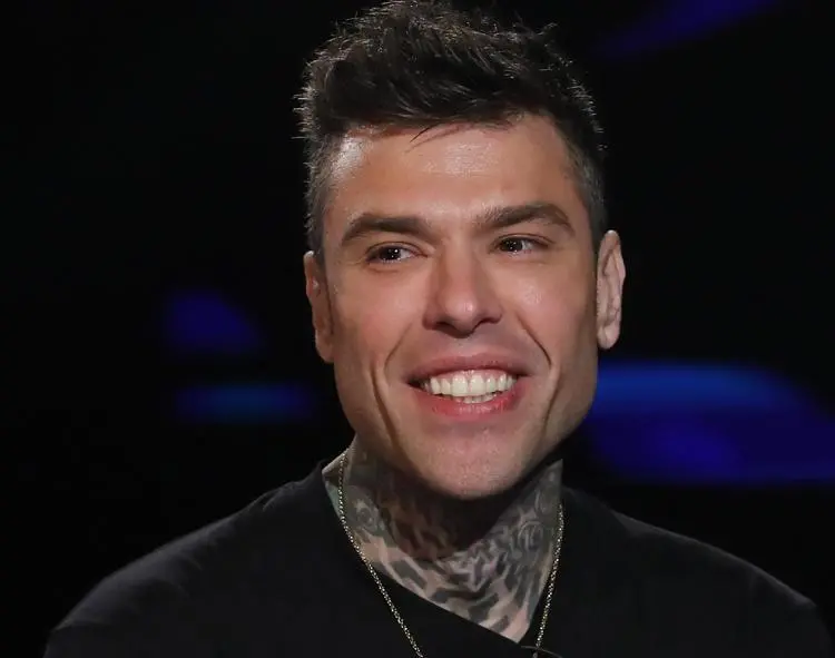 Fedez sbarca su OnlyFans, la rivelazione a La Zanzara: “Ma niente sesso esplicito”