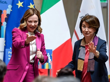Cosa chiede di così assurdo la dichiarazione Ue sui diritti Lgbt, che l’Italia non ha firmato?