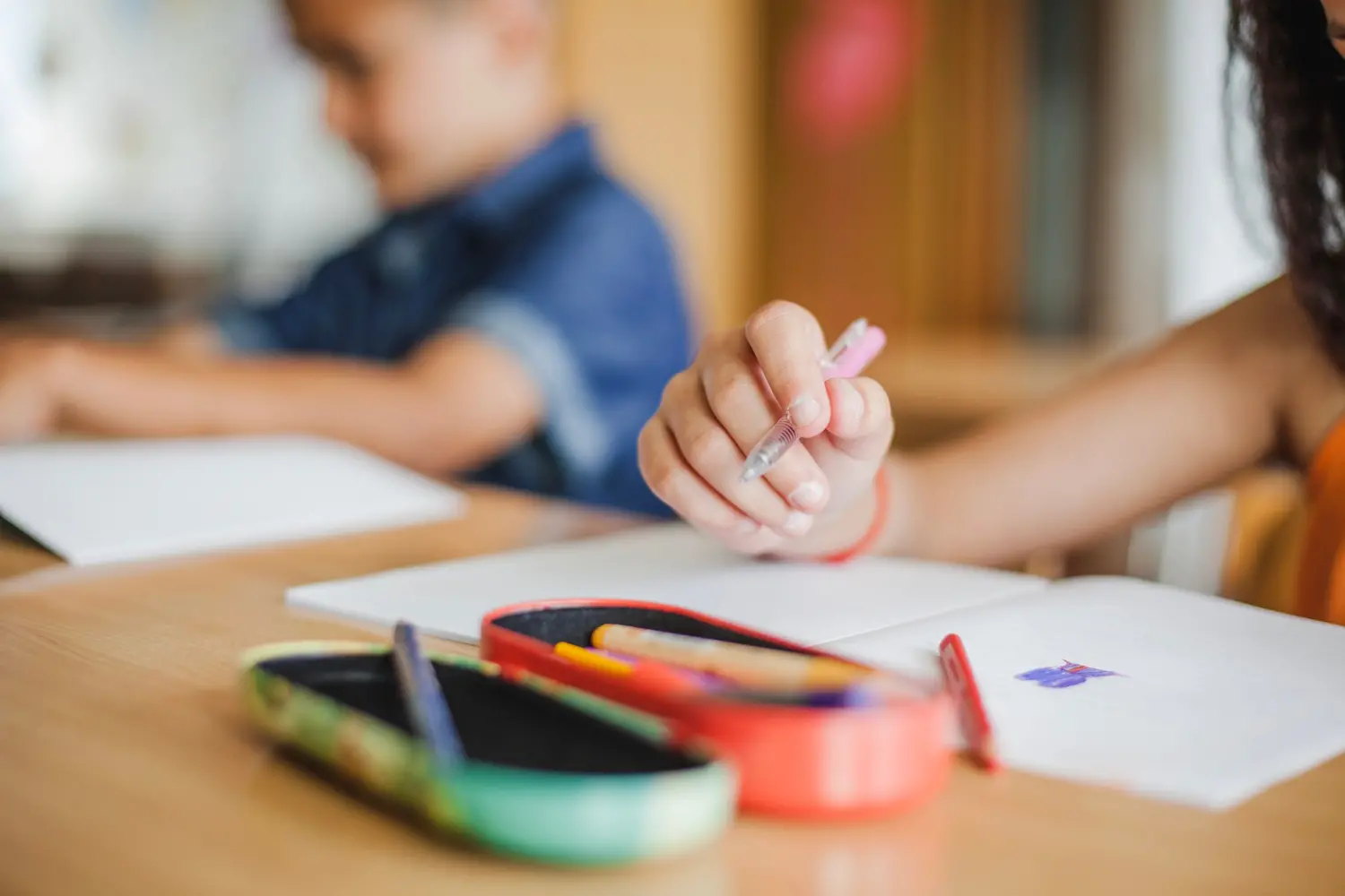 Maestra licenziata per aver fatto educazione sessuale in classe: non era  pianificata