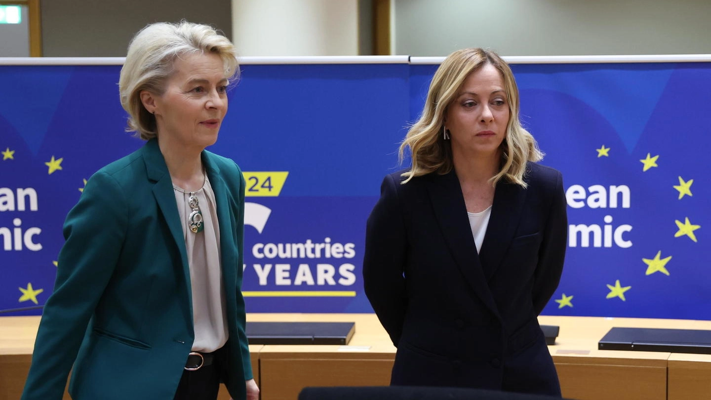 epa11235843 European Commission President Ursula von der Leyen and Italian Prime Minister Giorgia Meloni (R) during the second day of a European Council meeting in Brussels, Belgium, 22 March 2024. EU leaders are meeting in Brussels to discuss continued support for Ukraine, the developing situation in the Middle East, security and defense, enlargement, external relations, migration, agriculture as well as the European semester.  EPA/OLIVIER HOSLET