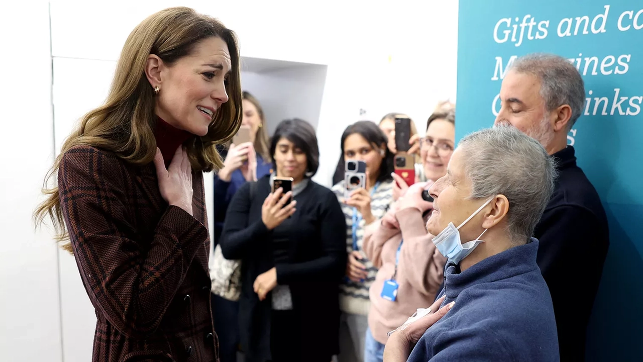 Kate Middleton in ospedale, fa una sorpresa ai pazienti oncologici