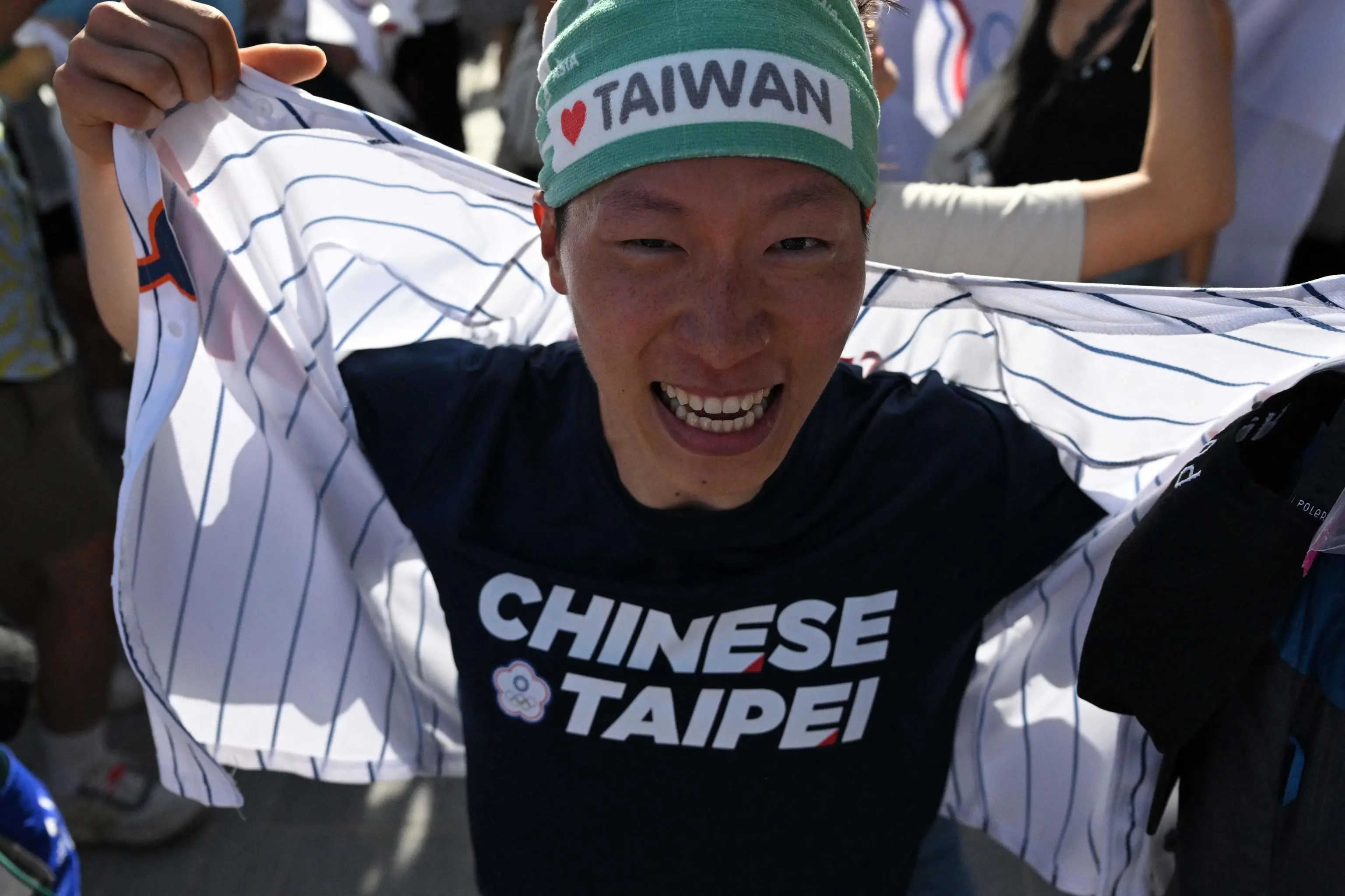 Alle Olimpiadi non si può esporre il nome di Taiwan, perché?