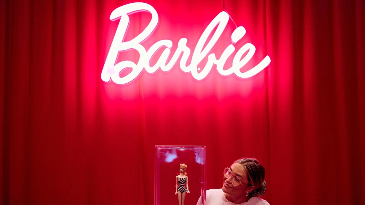 "Barbie: The Exibition"