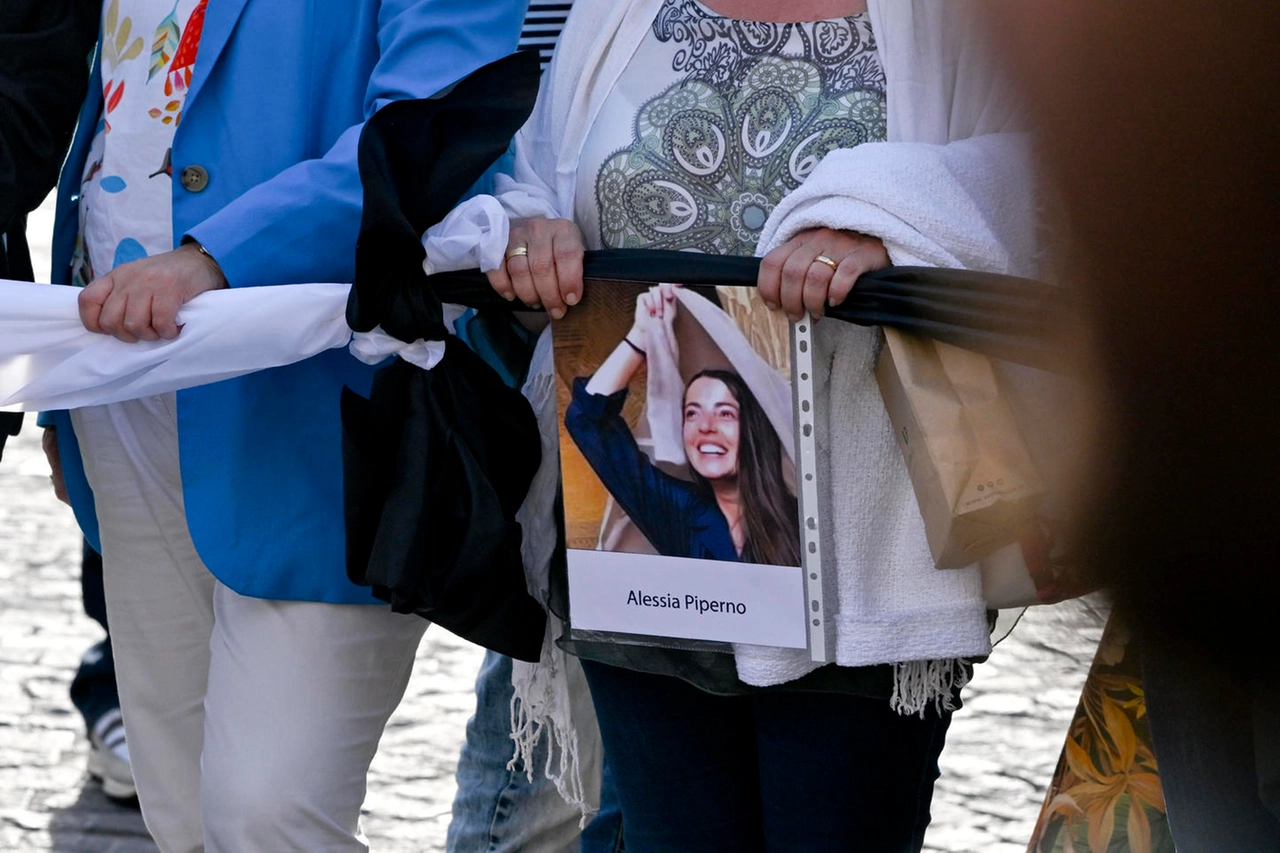 Manifestazione a sostegno delle donne dell'Iran e per la liberazione di Alessia Piperno 