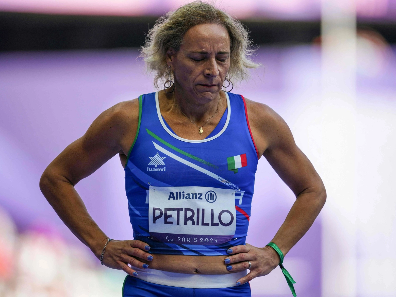 L’azzurra ipovedente, dopo la semifinale dei 200m T12 che ha chiuso al terzo posto, non riuscendo ad agguantare la finale ai Giochi di Parigi 2024, confessa con amarezza quello che ha subito nelle ultimi settimane e negli ultimi giorni, persino a Paralimpiadi iniziate