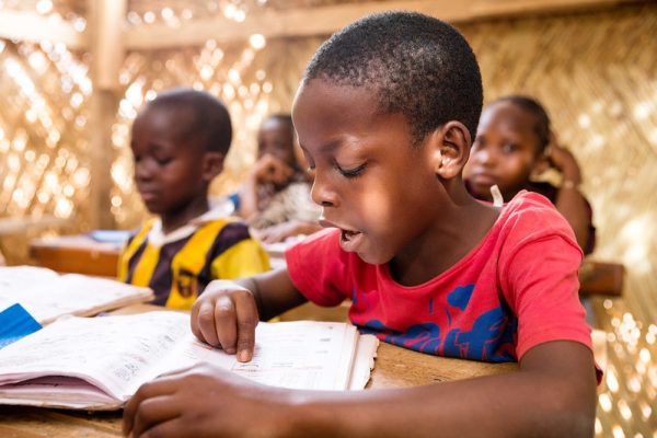 Quando l’istruzione può attendere: in Uganda riaprono le scuole dopo due anni