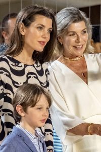 La principessa Carolina con la figlia Charlotte e uno dei nipoti