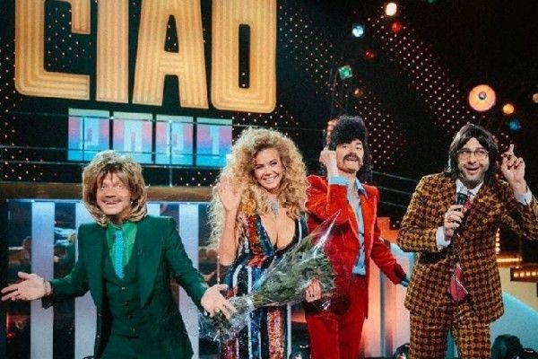 Sulla tv pubblica russa, è andato in onda “Ciao 2021!”, geniale parodia dell’Italia e della sua televisione