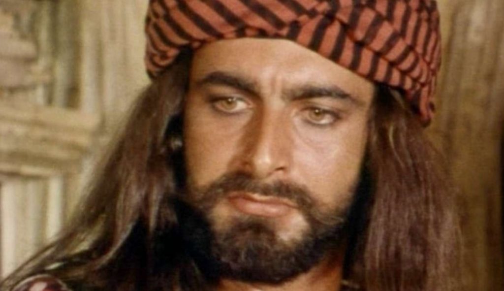 Kabir Bedi è “Sandokan“, l’eroe salgariano approdato sul piccolo schermo nel gennaio del 1976 